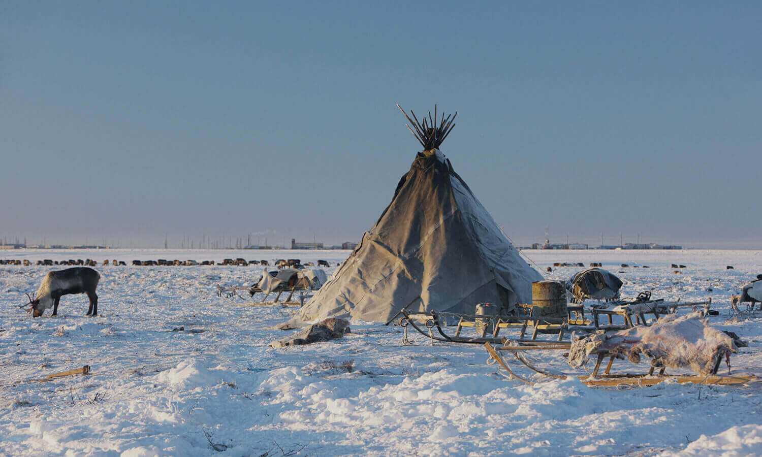 Traditionelles Lager der Sami, Schweden